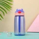 Gourde plastique enfant avec pipette