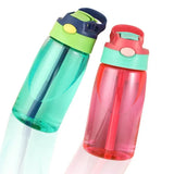 Gourde plastique enfant avec pipette