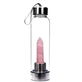 Bouteille en verre avec pierre naturelle