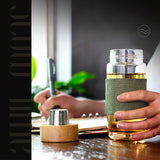 Gourde en verre et bois